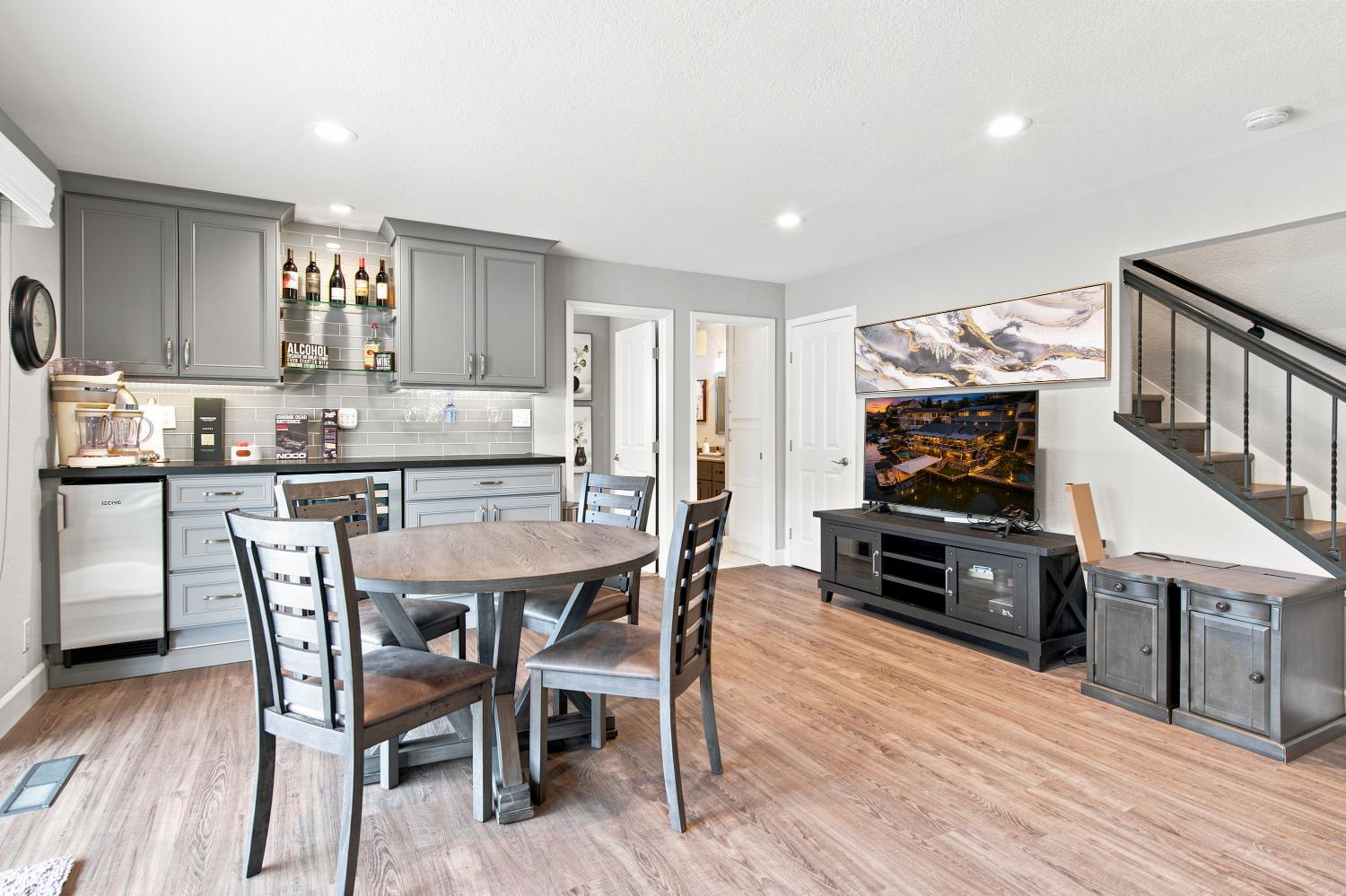 762 Poker Flat Rd, Copperopolis, CA 95228