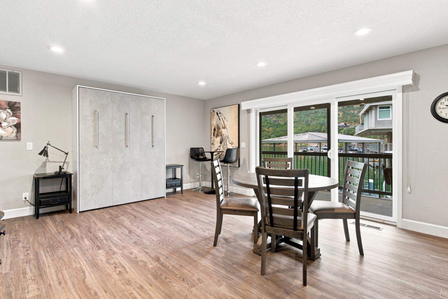 762 Poker Flat Rd, Copperopolis, CA 95228