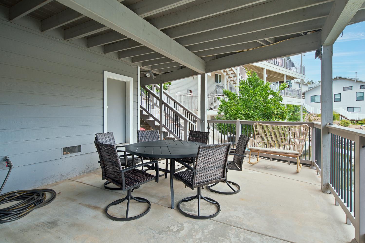 762 Poker Flat Rd, Copperopolis, CA 95228