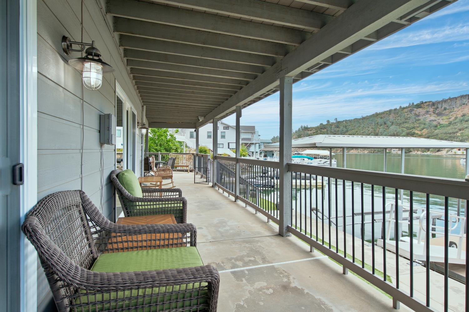 762 Poker Flat Rd, Copperopolis, CA 95228