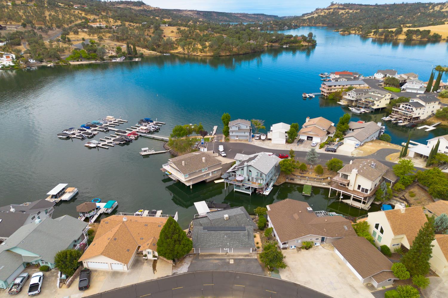 762 Poker Flat Rd, Copperopolis, CA 95228