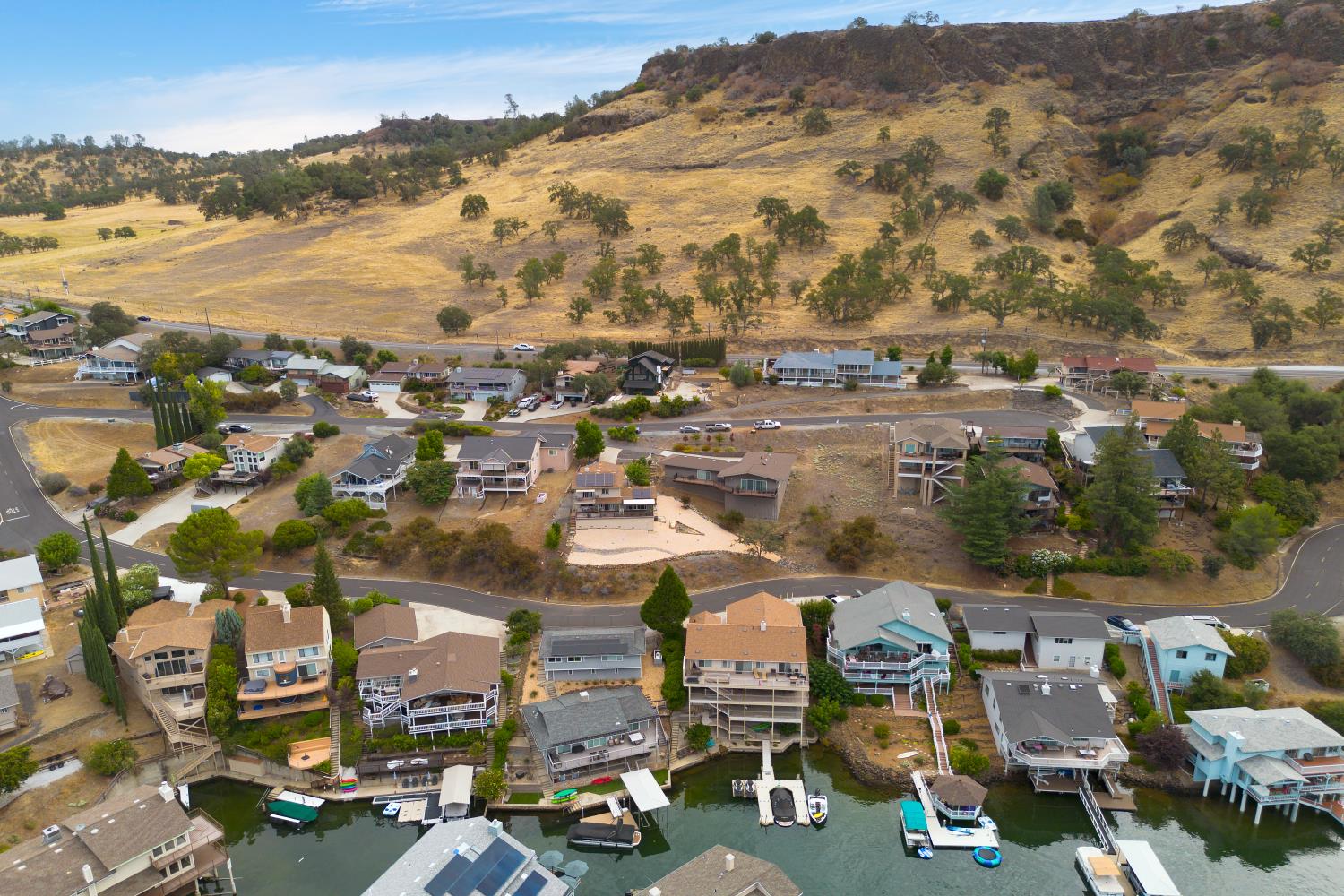 762 Poker Flat Rd, Copperopolis, CA 95228