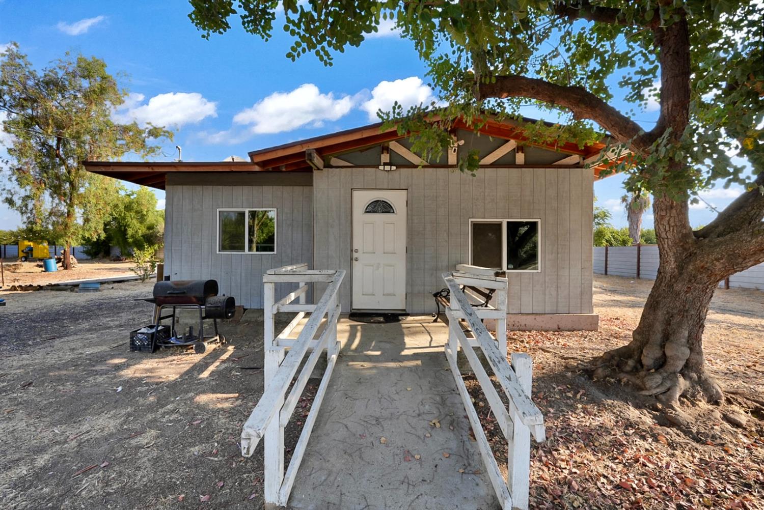 17107 Avenue 24, Chowchilla, CA 93610