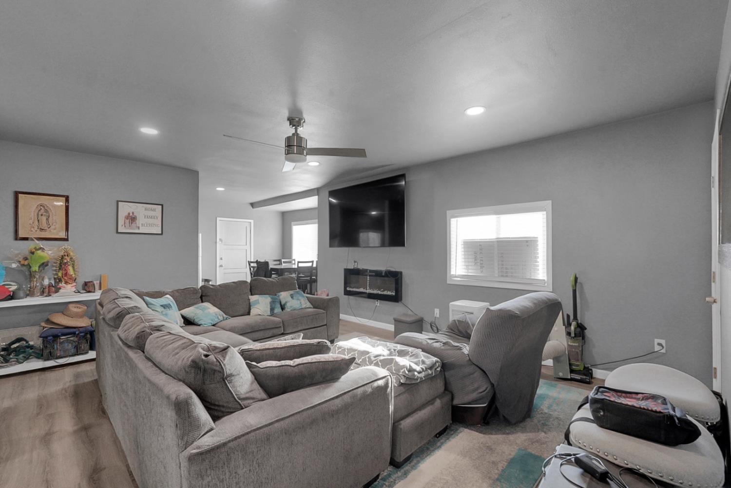 17107 Avenue 24, Chowchilla, CA 93610