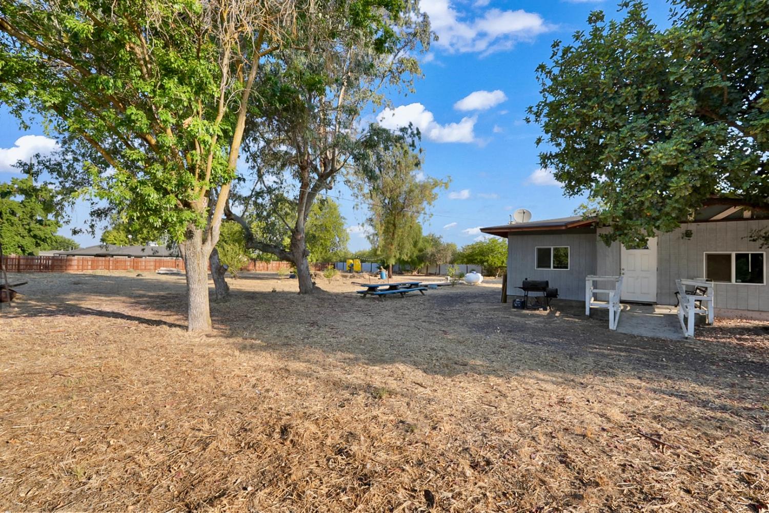 17107 Avenue 24, Chowchilla, CA 93610