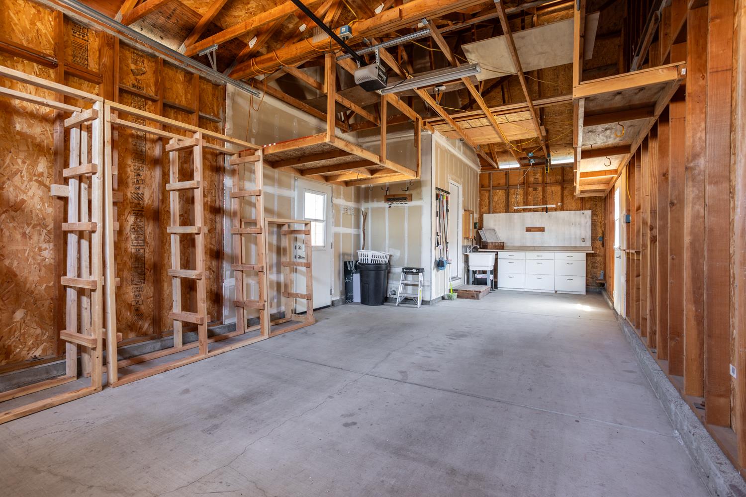 184 Stanislaus Ave, Oakdale, CA 95361