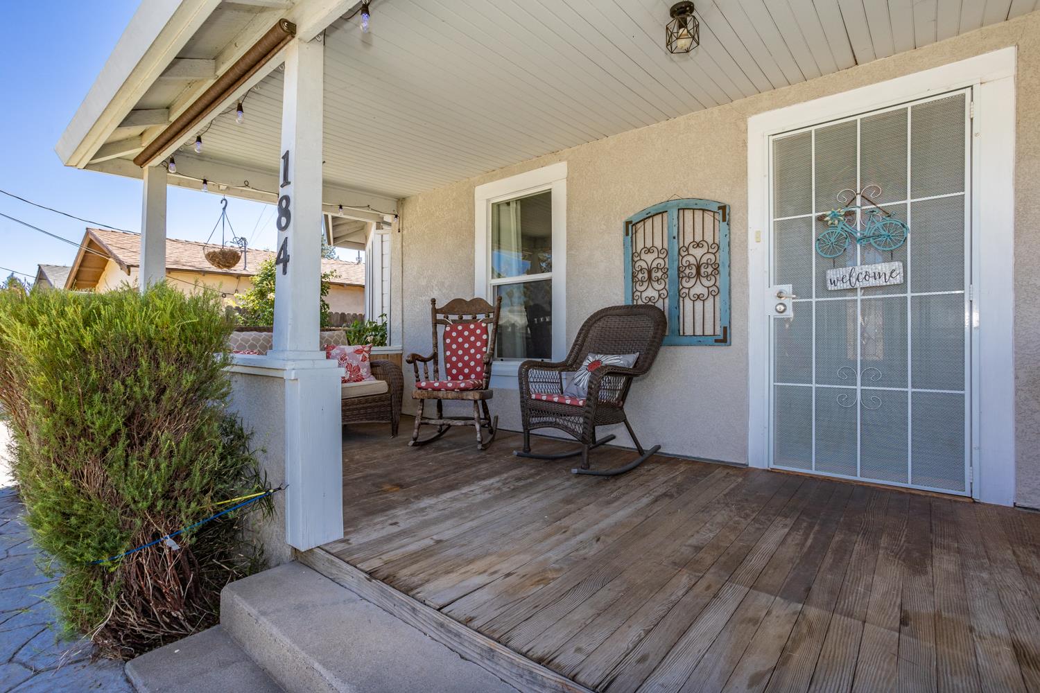 184 Stanislaus Ave, Oakdale, CA 95361