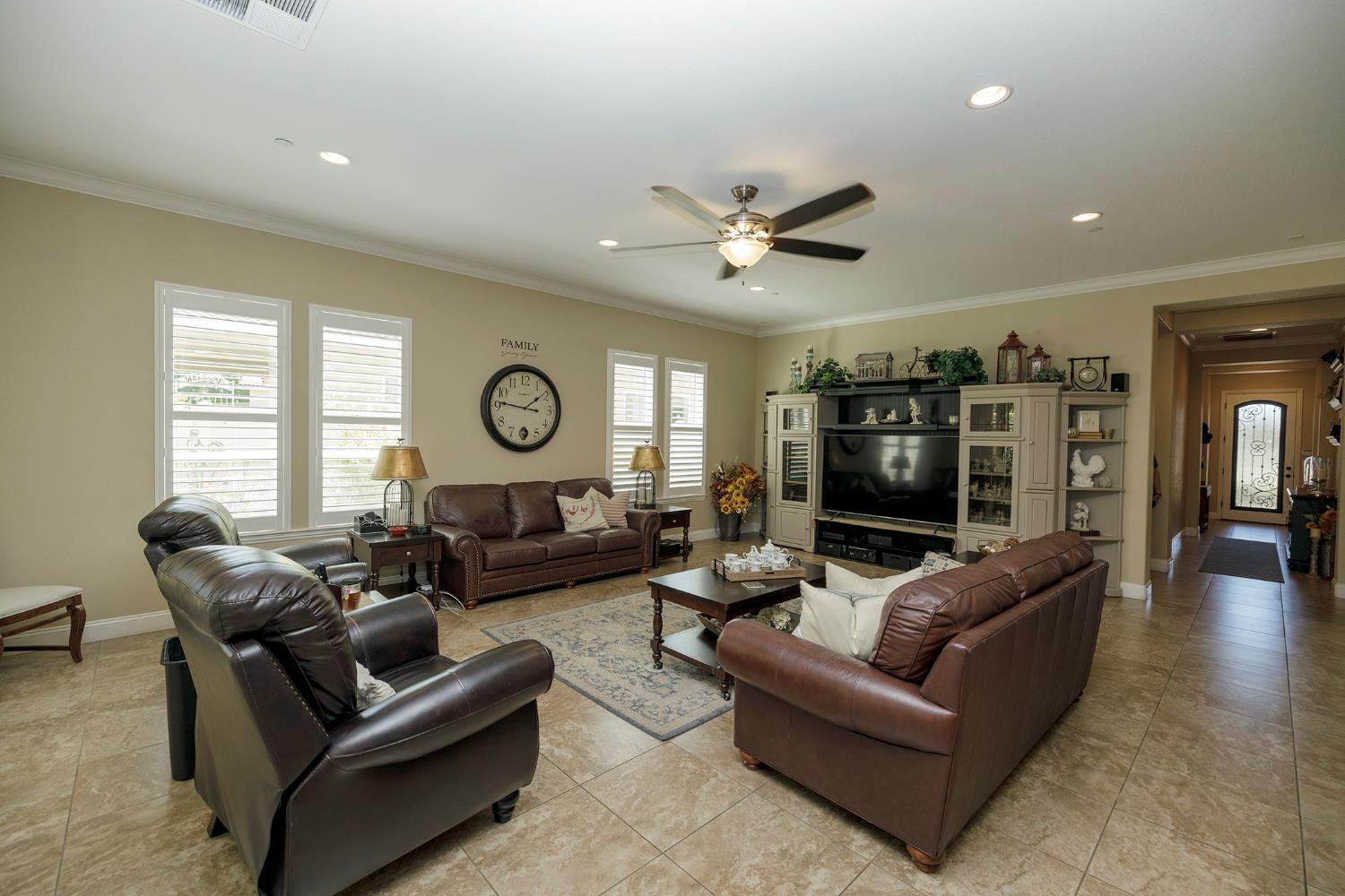 391 Via Attivo, Oakdale, CA 95361