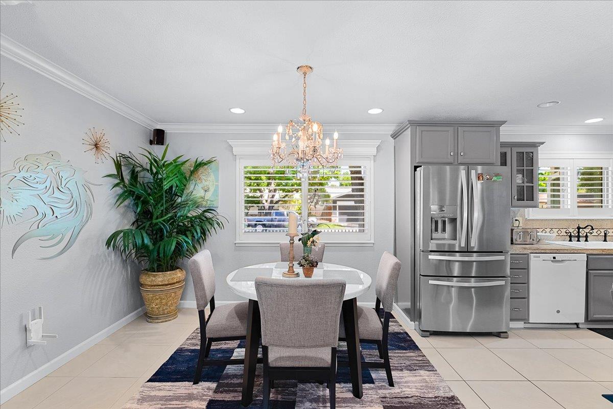 1013 Landee Way, Modesto, CA 95355