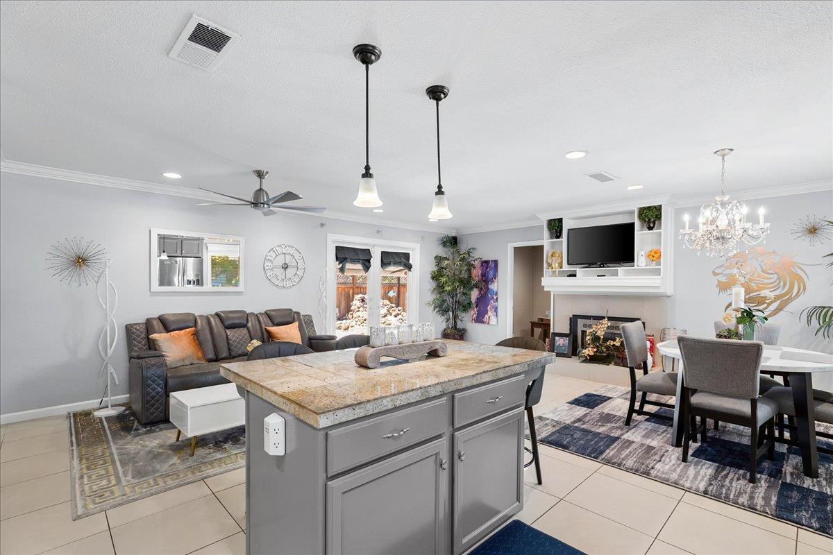 1013 Landee Way, Modesto, CA 95355