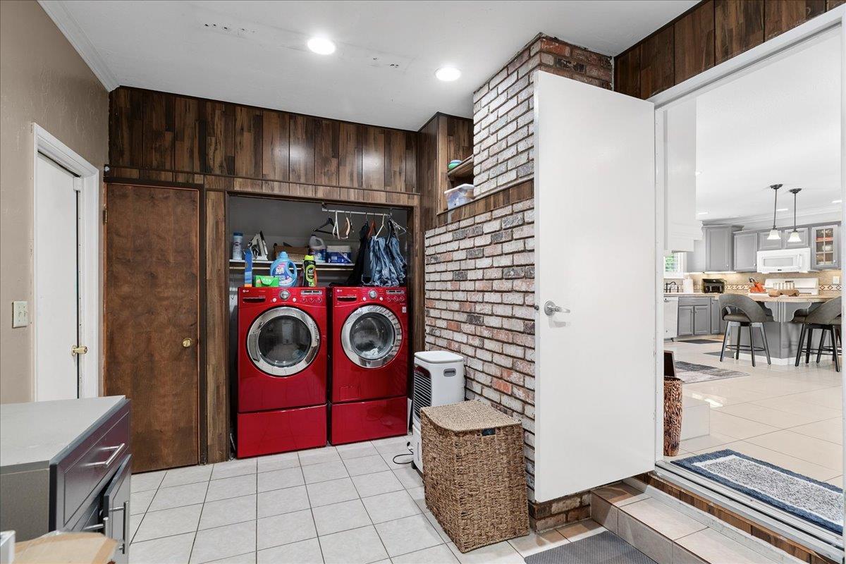 1013 Landee Way, Modesto, CA 95355