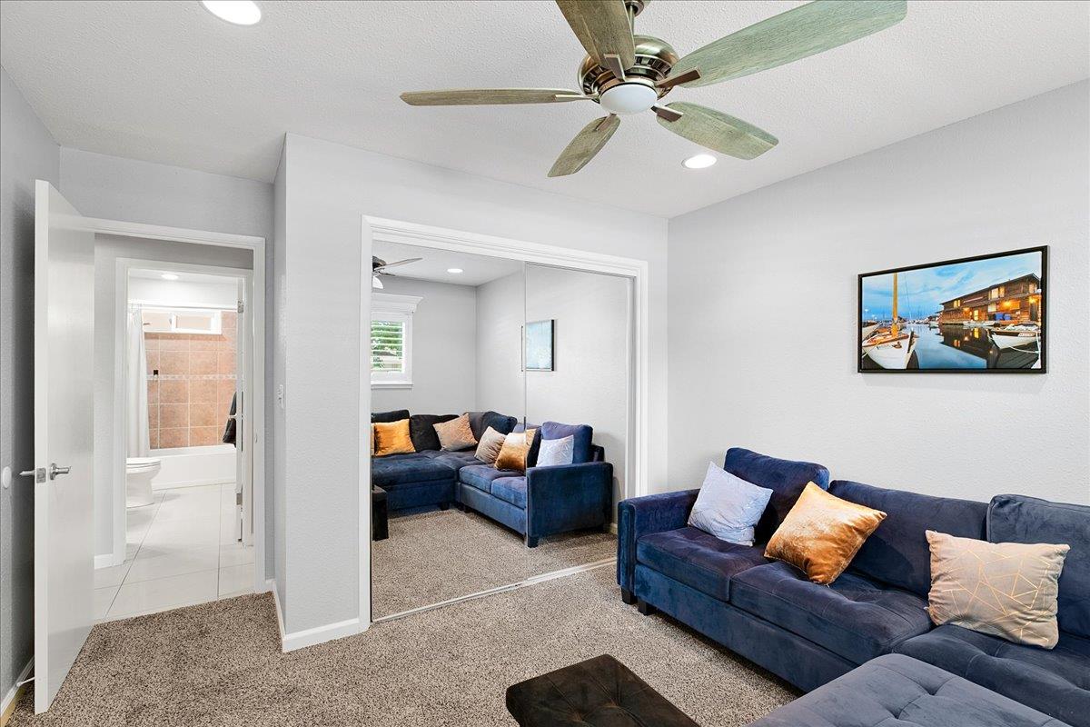 1013 Landee Way, Modesto, CA 95355