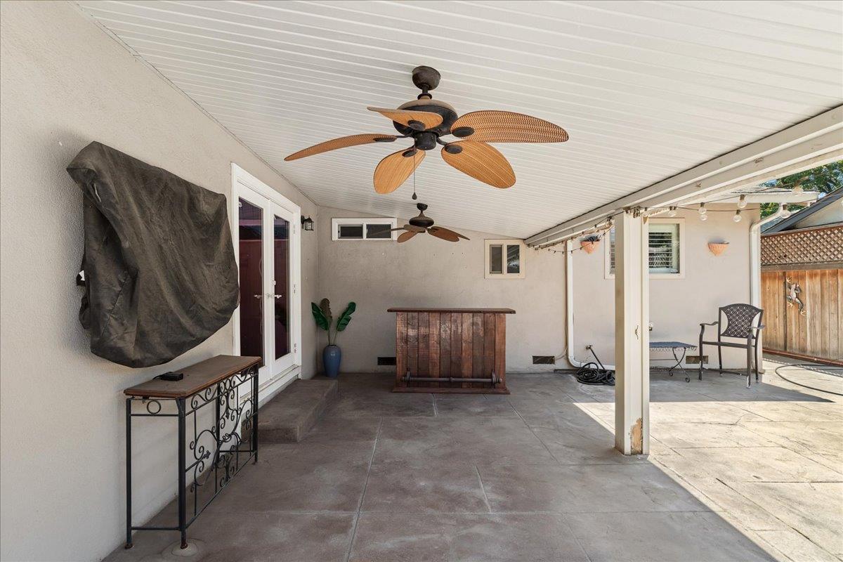 1013 Landee Way, Modesto, CA 95355