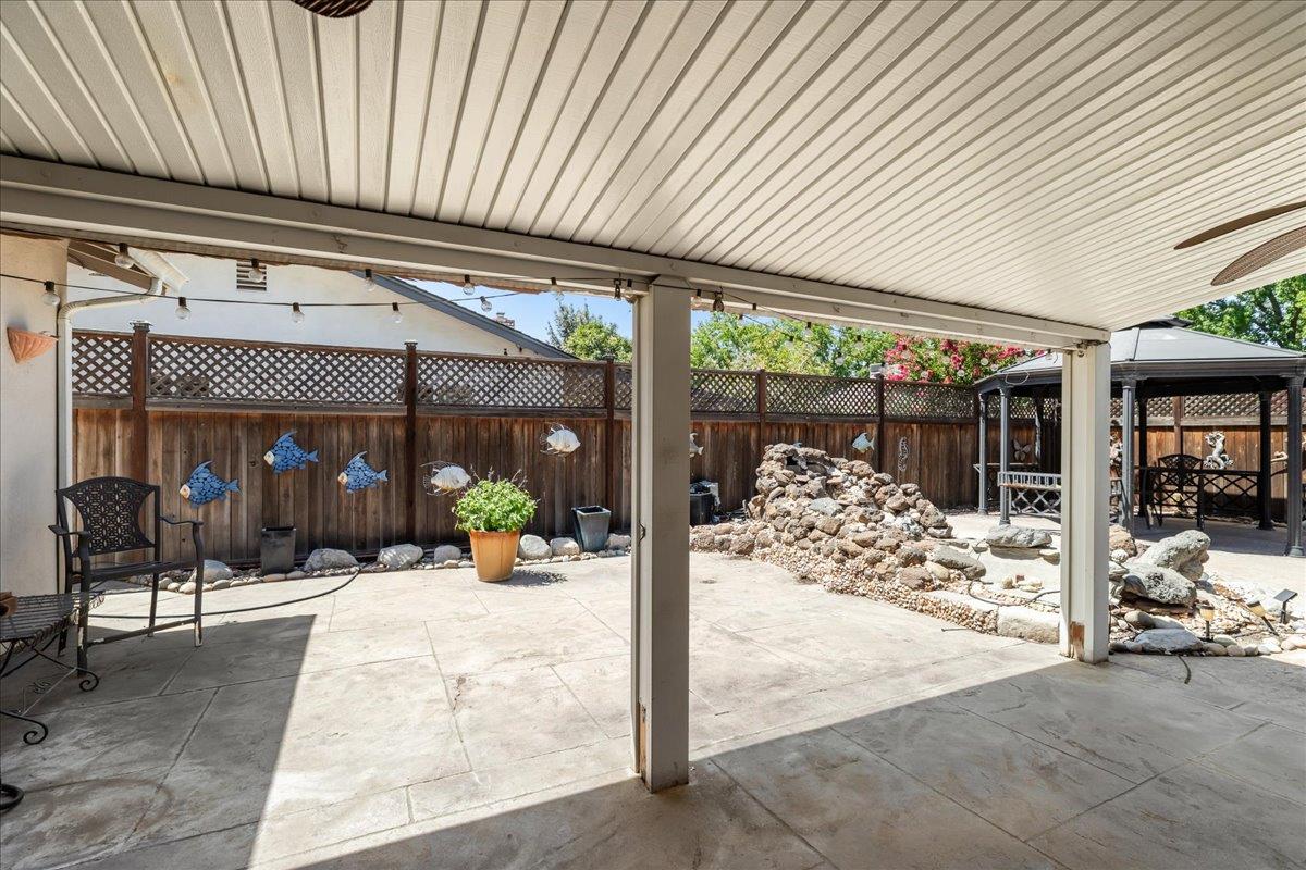 1013 Landee Way, Modesto, CA 95355