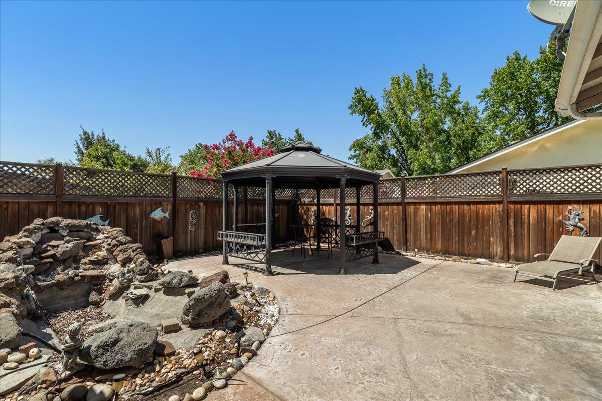 1013 Landee Way, Modesto, CA 95355