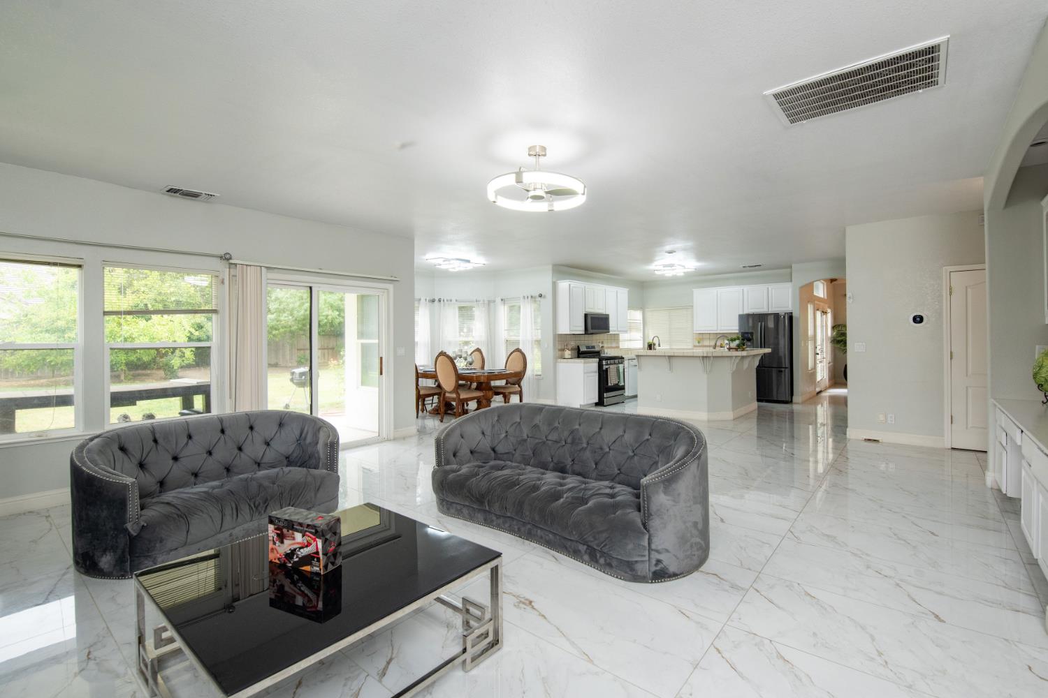 3200 Brookstone Dr, Turlock, CA 95382
