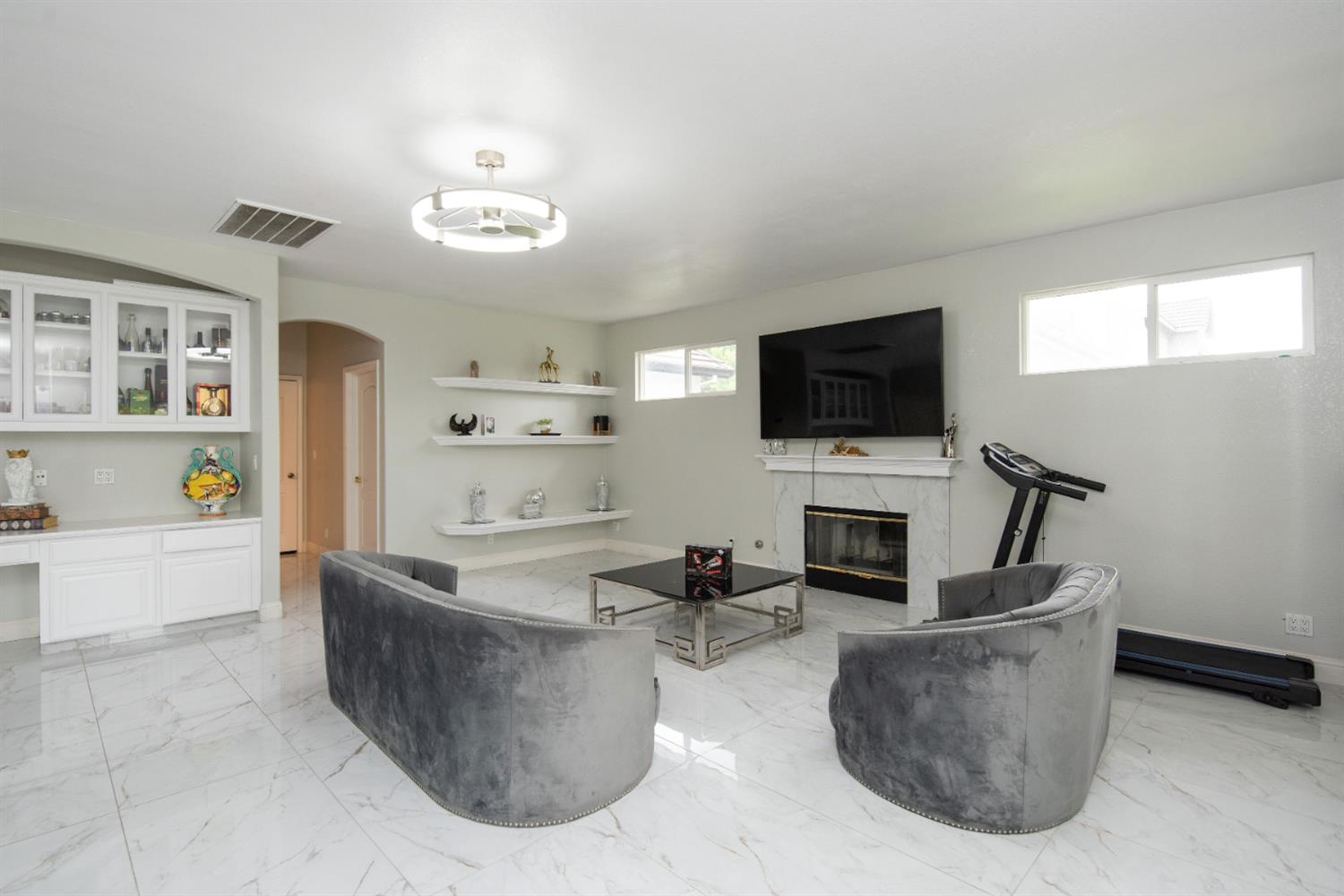 3200 Brookstone Dr, Turlock, CA 95382