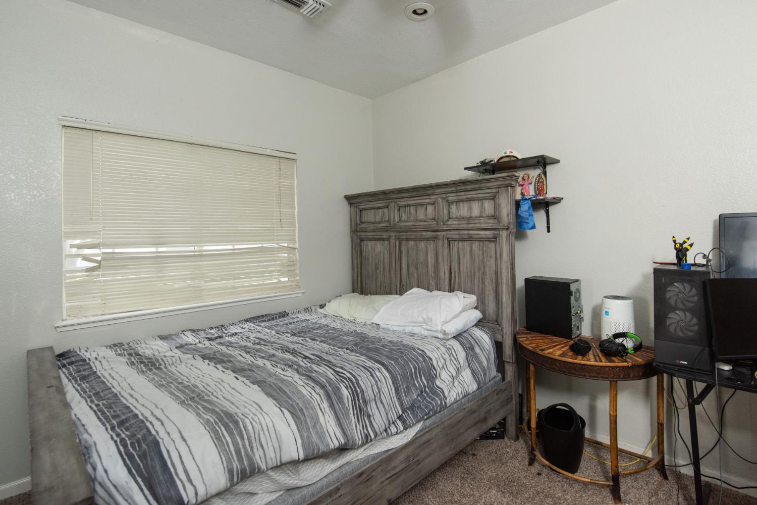 3200 Brookstone Dr, Turlock, CA 95382