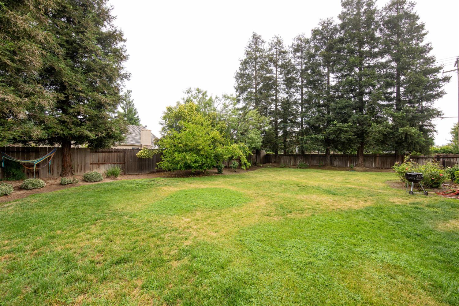 3200 Brookstone Dr, Turlock, CA 95382