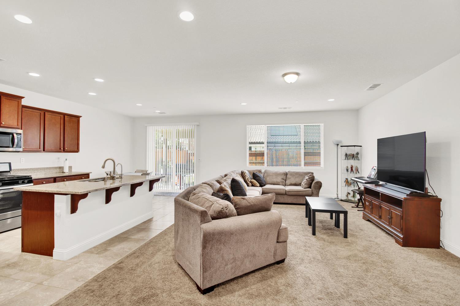 2233 Toby Ct, Modesto, CA 95355