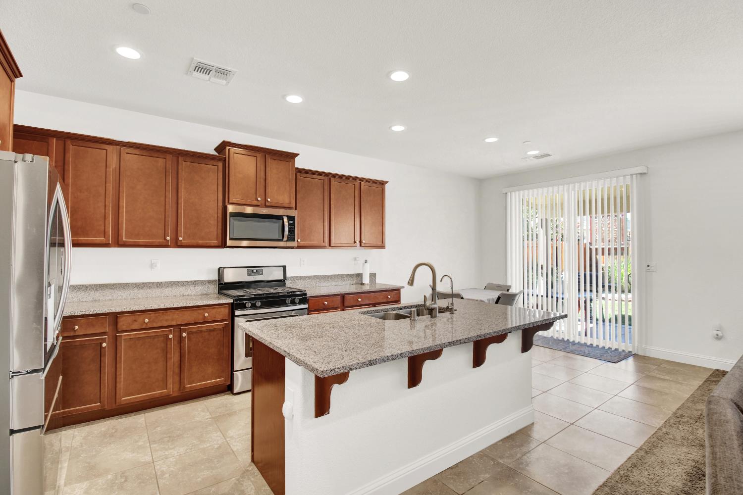 2233 Toby Ct, Modesto, CA 95355