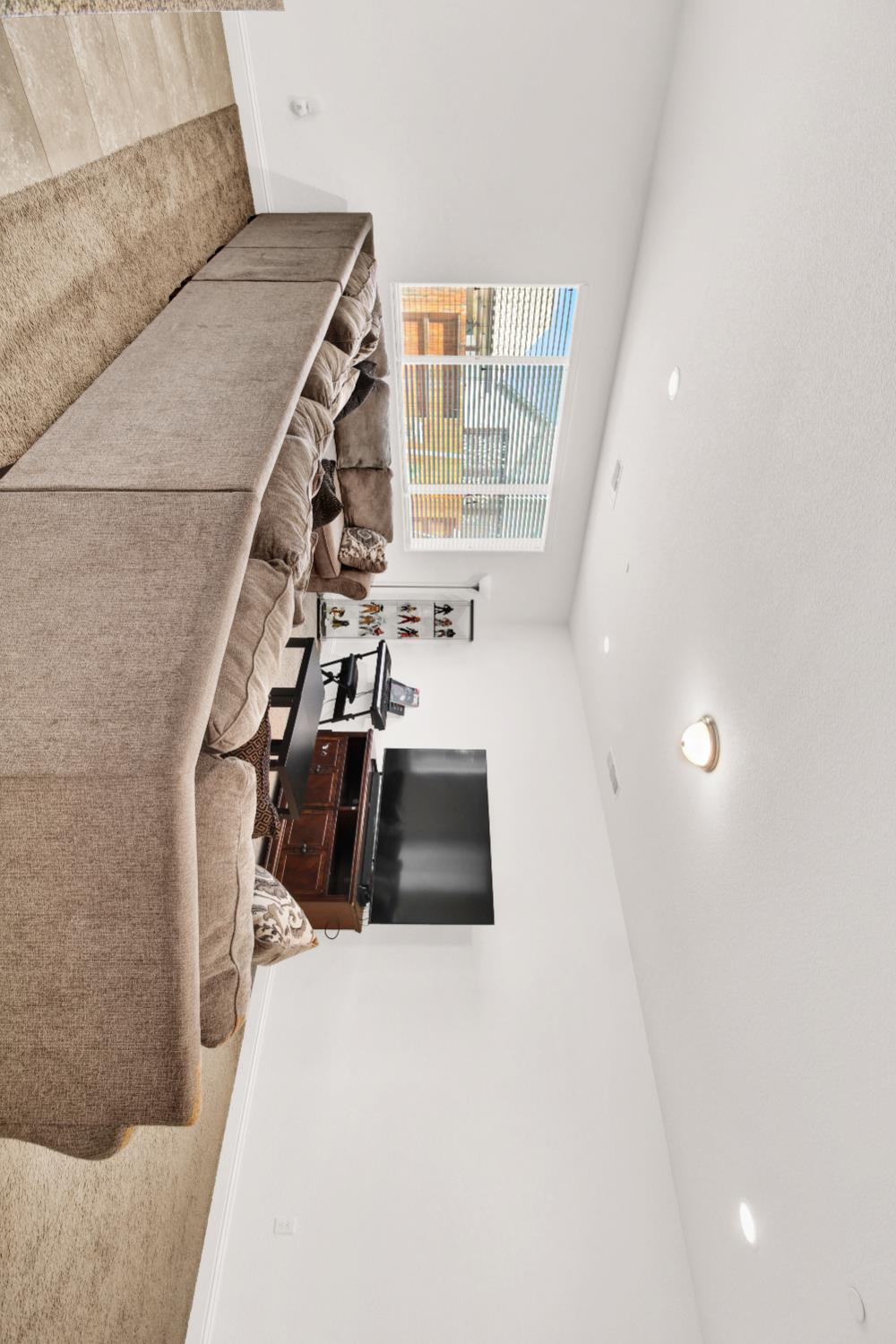 2233 Toby Ct, Modesto, CA 95355