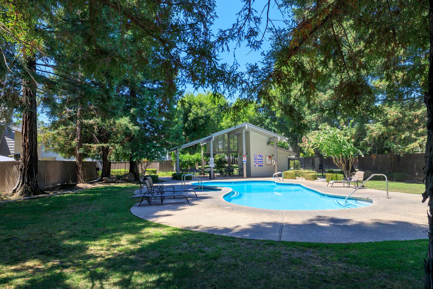 3350 M St #42, Merced, CA 95348
