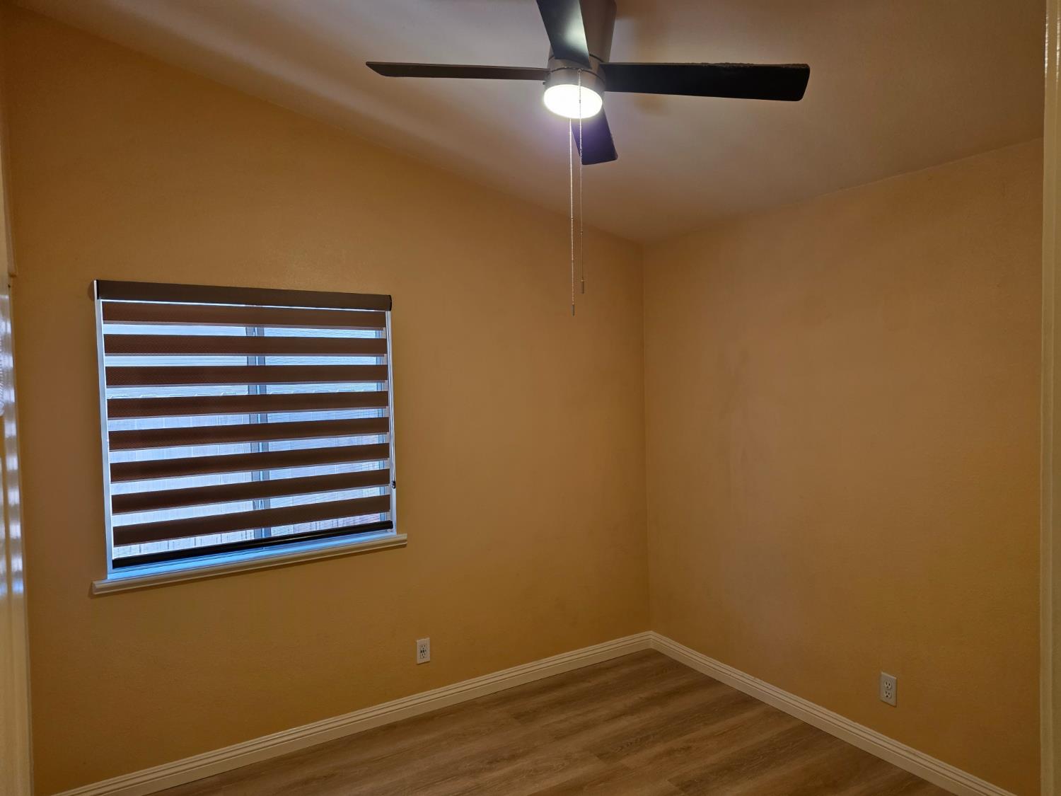 3420 Friar Tuck Way, Modesto, CA 95355