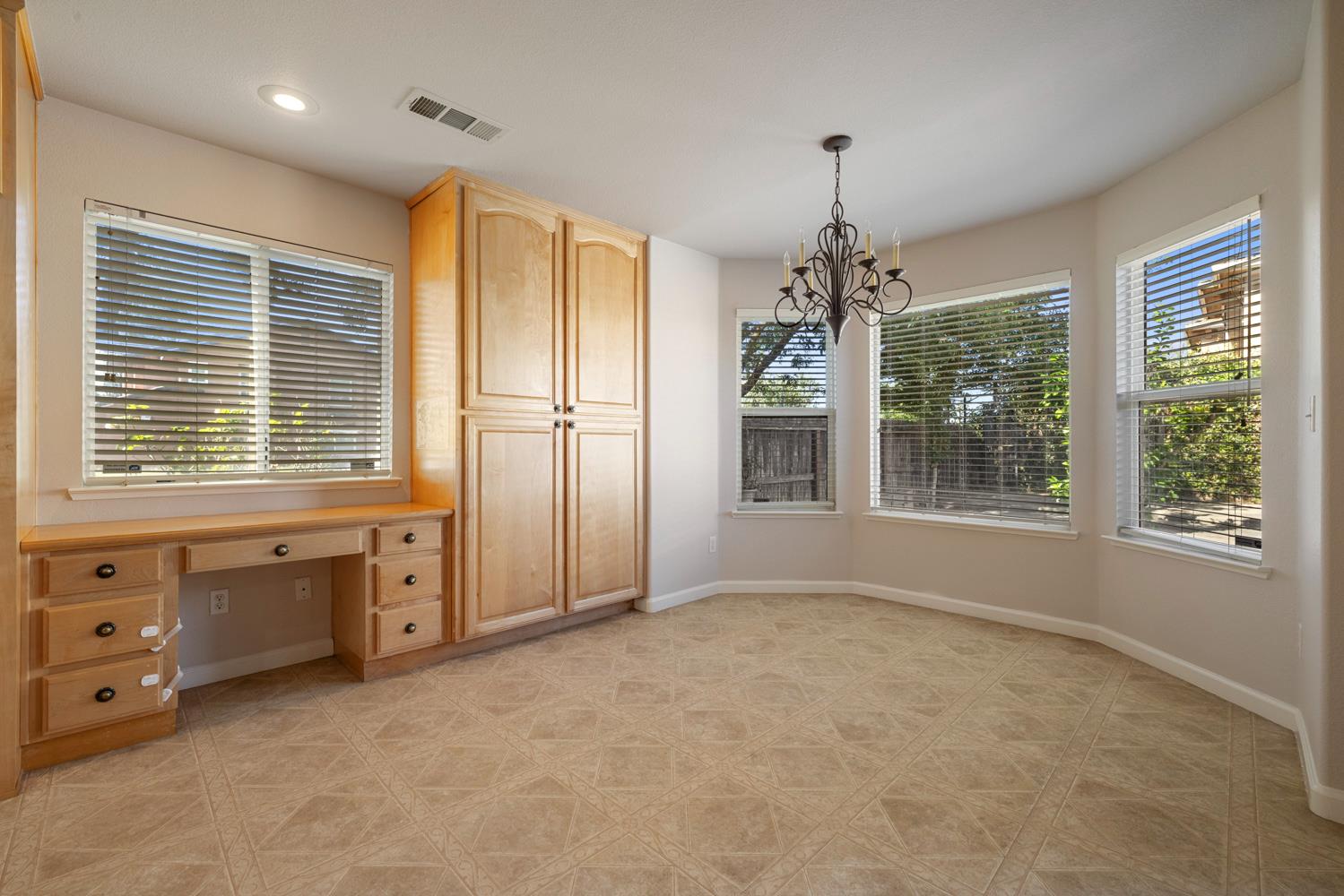 4001 Wheeler Peak Way, Modesto, CA 95356