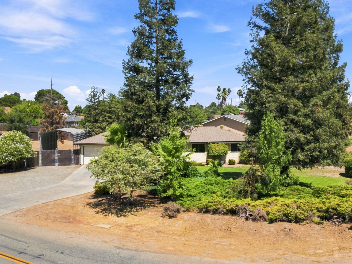 18518 Hanover Dr, Madera, CA 93638