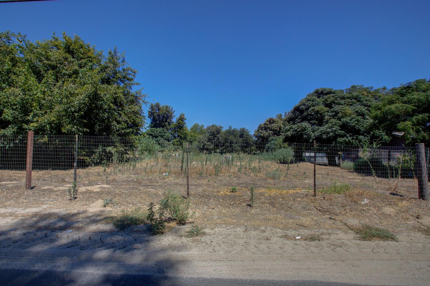 16528 August Ave, Delhi, CA 95315