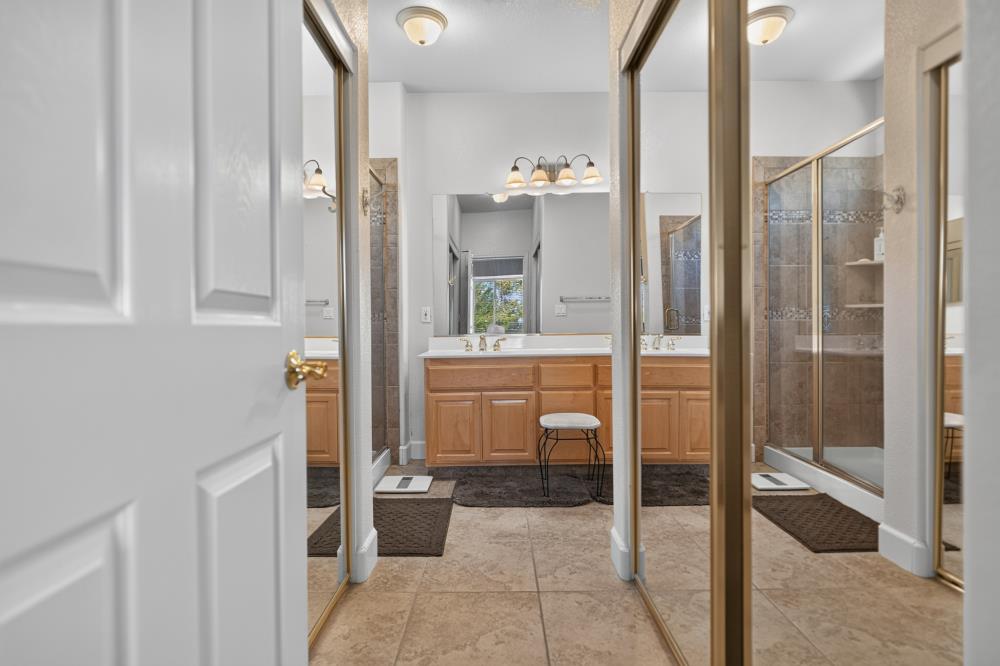 460 Mitchell Lake Ct, Copperopolis, CA 95228