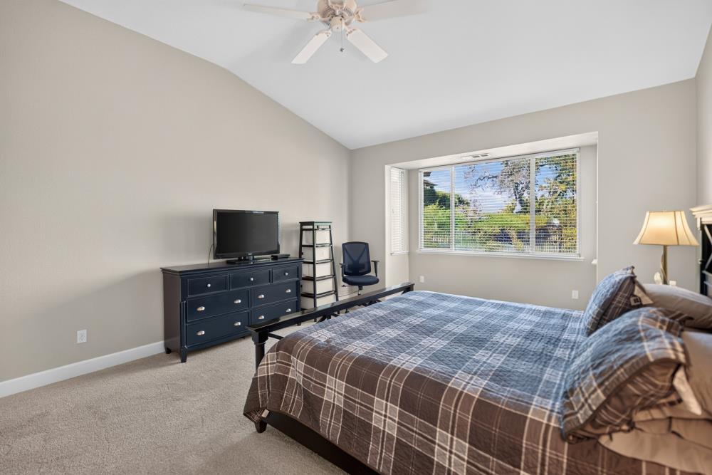 460 Mitchell Lake Ct, Copperopolis, CA 95228