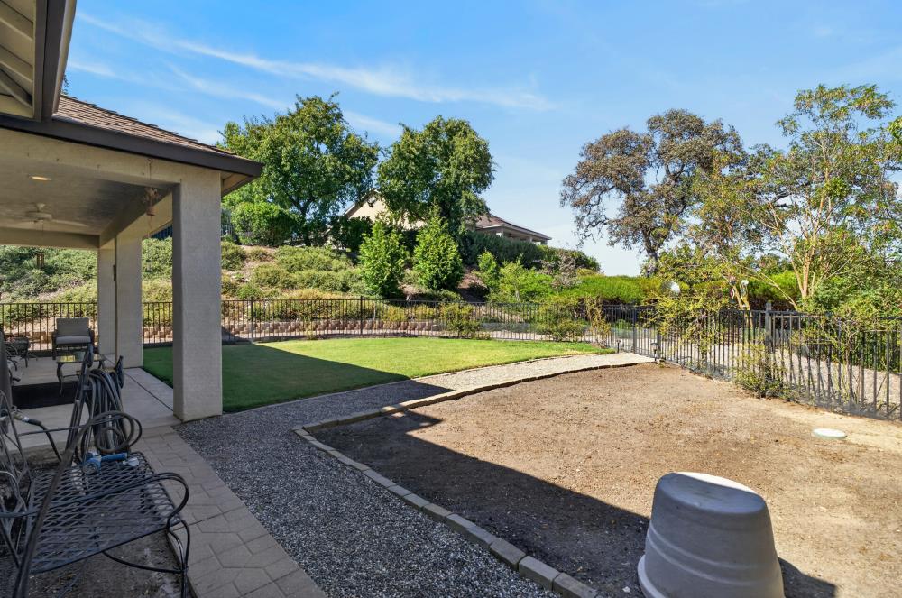 460 Mitchell Lake Ct, Copperopolis, CA 95228