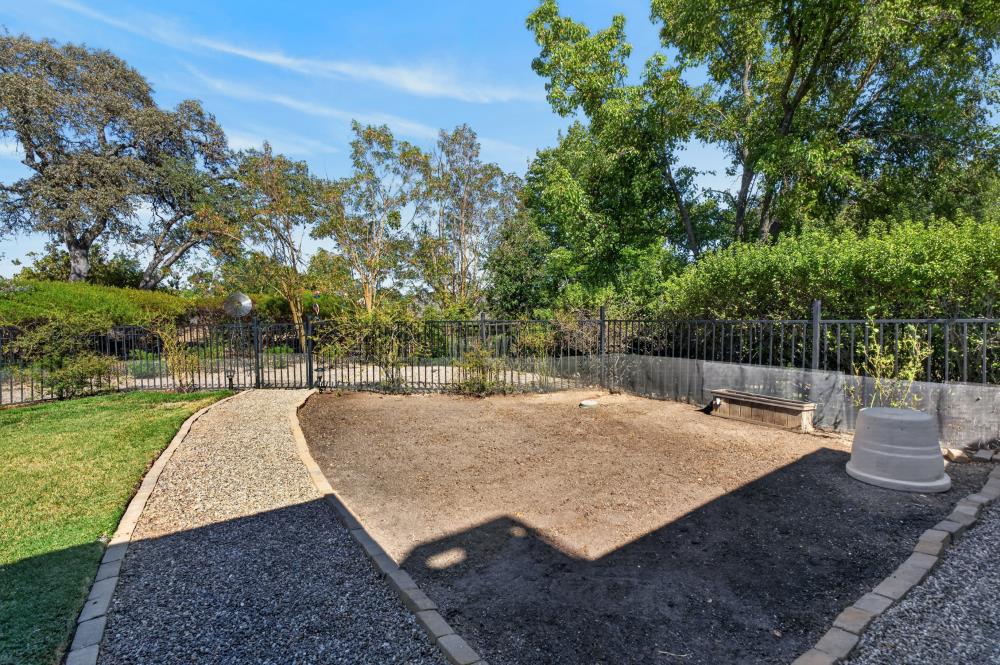 460 Mitchell Lake Ct, Copperopolis, CA 95228