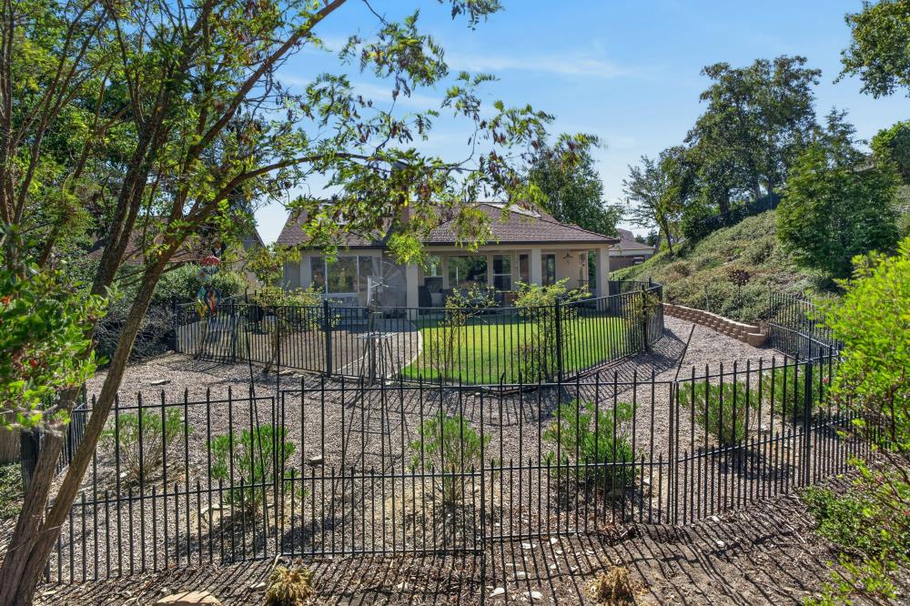460 Mitchell Lake Ct, Copperopolis, CA 95228