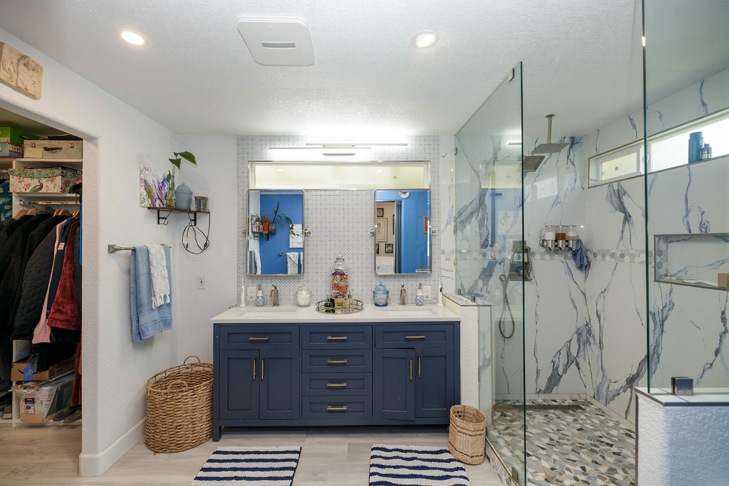 404 W Rumble Rd, Modesto, CA 95350