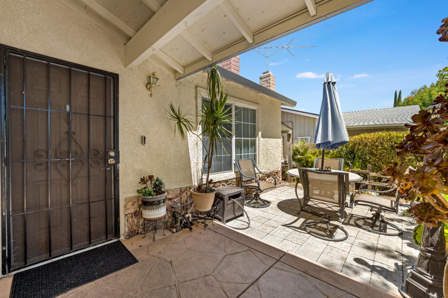 216 Barros St, Patterson, CA 95363