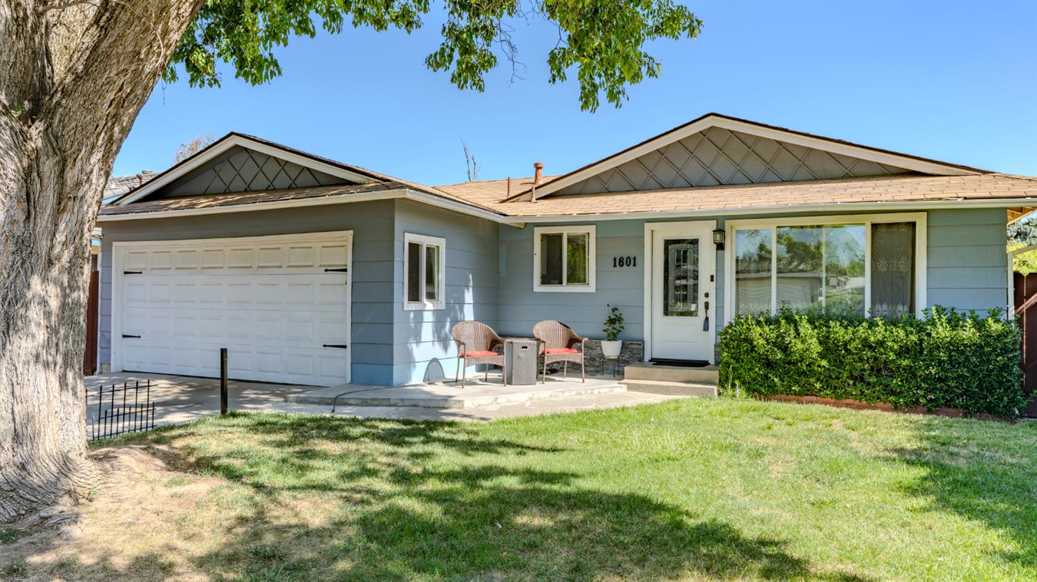 1601 Carnation Ct, Modesto, CA 95355