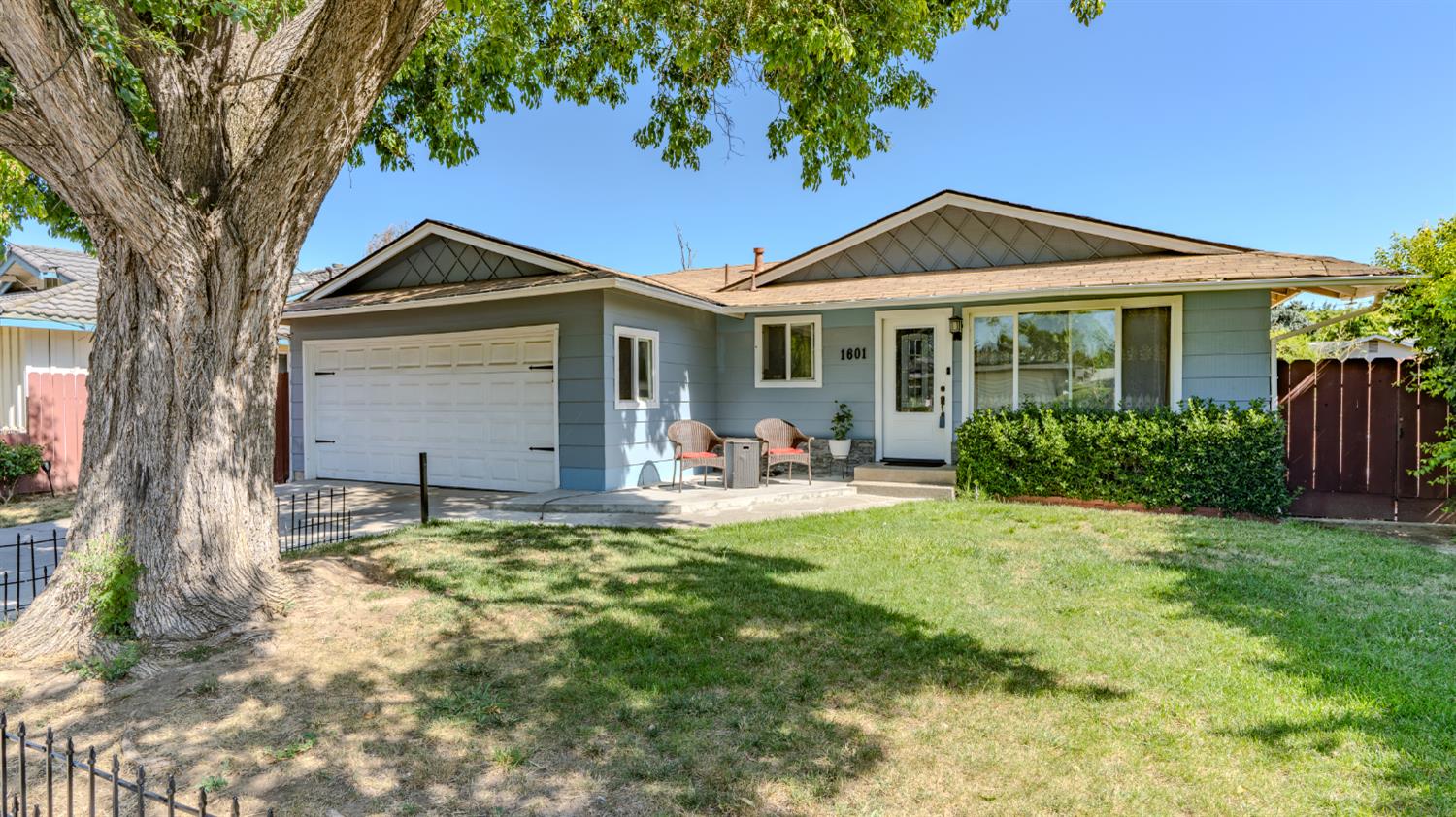 1601 Carnation Ct, Modesto, CA 95355