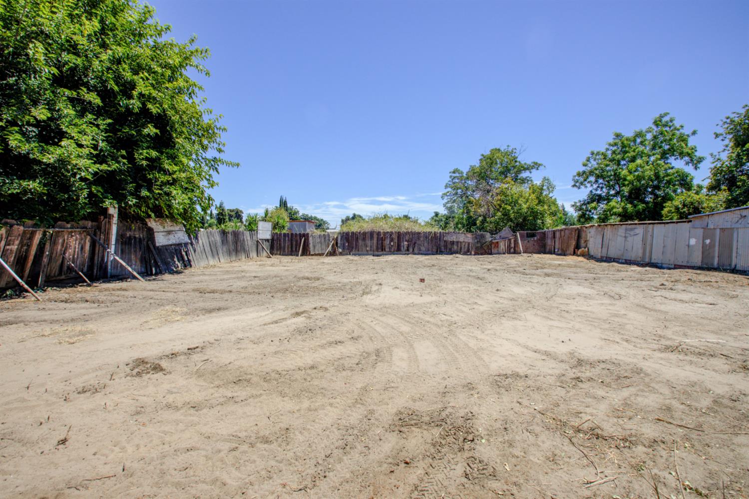 1720 Vernon Ave, Modesto, CA 95351