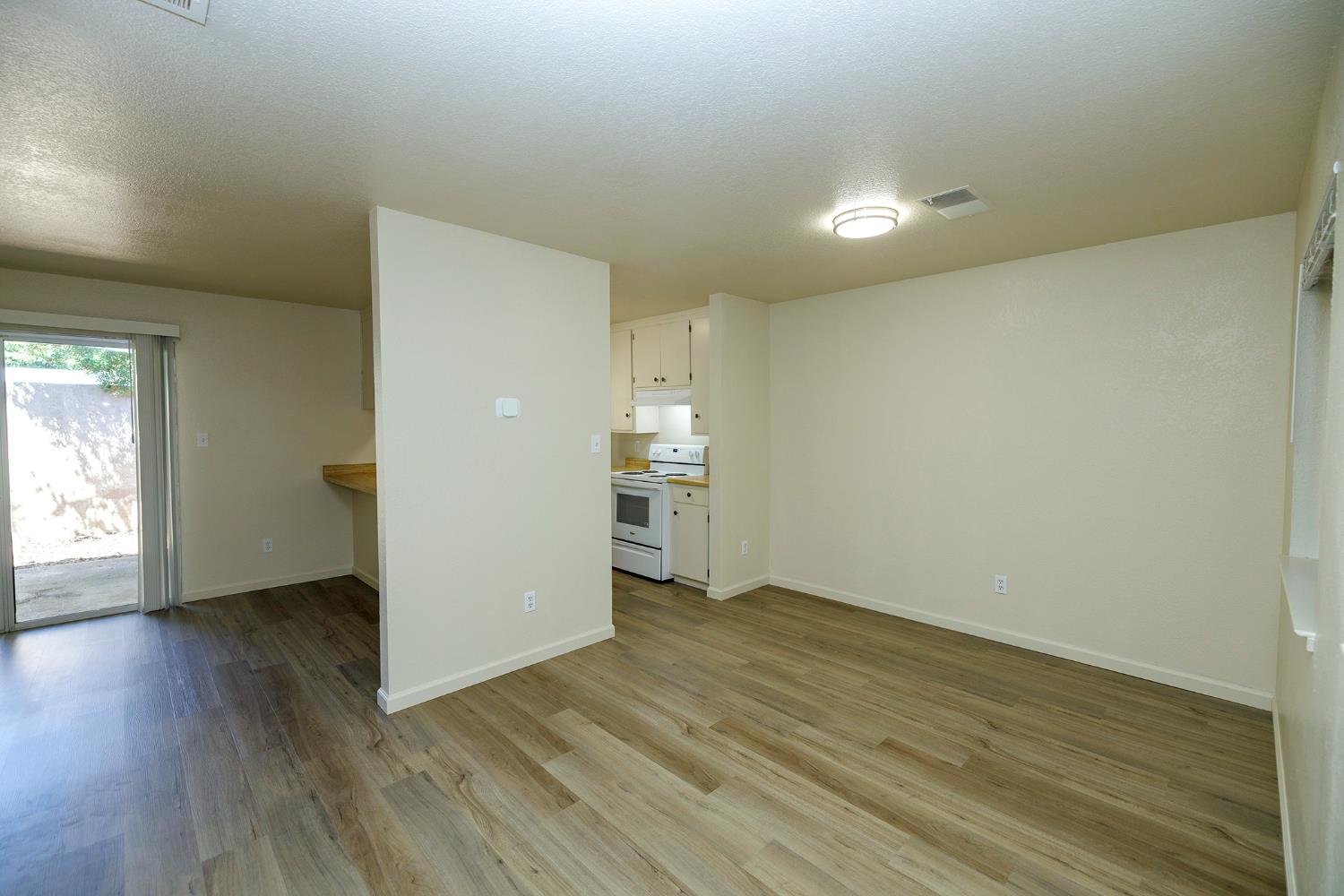 605 607 Fort Sumpter Dr, Modesto, CA 95354