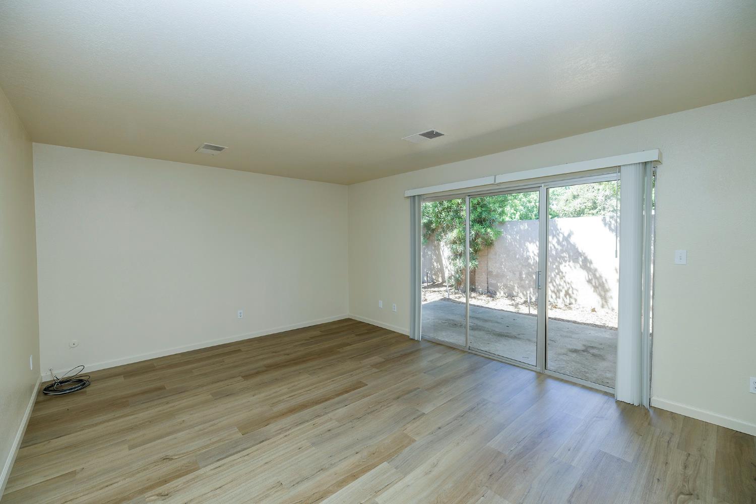 605 607 Fort Sumpter Dr, Modesto, CA 95354