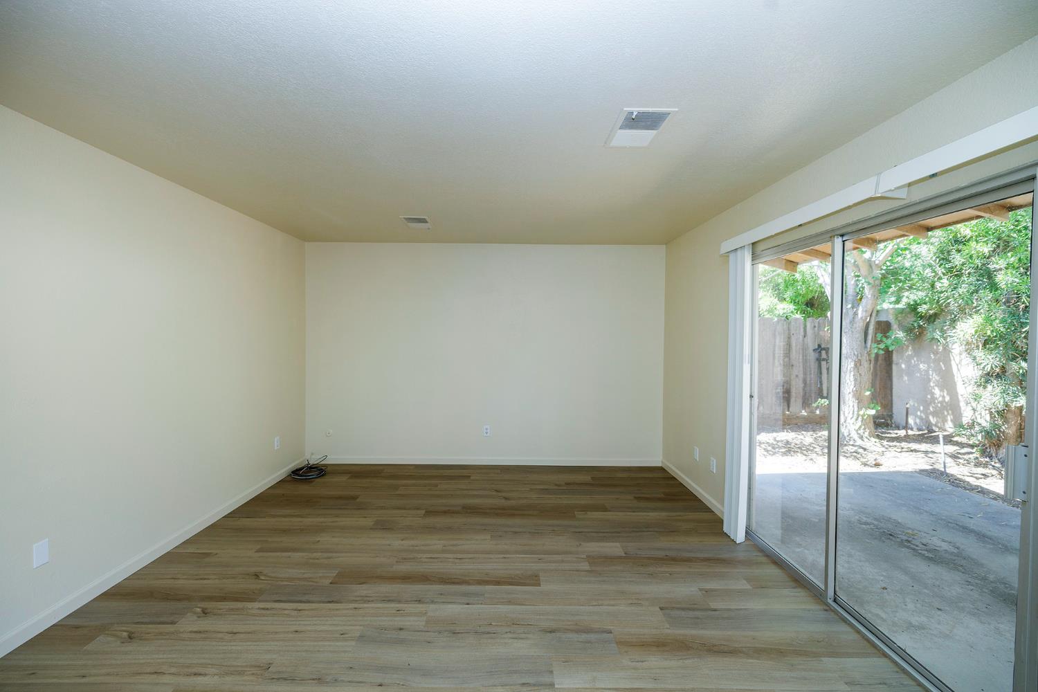 605 607 Fort Sumpter Dr, Modesto, CA 95354