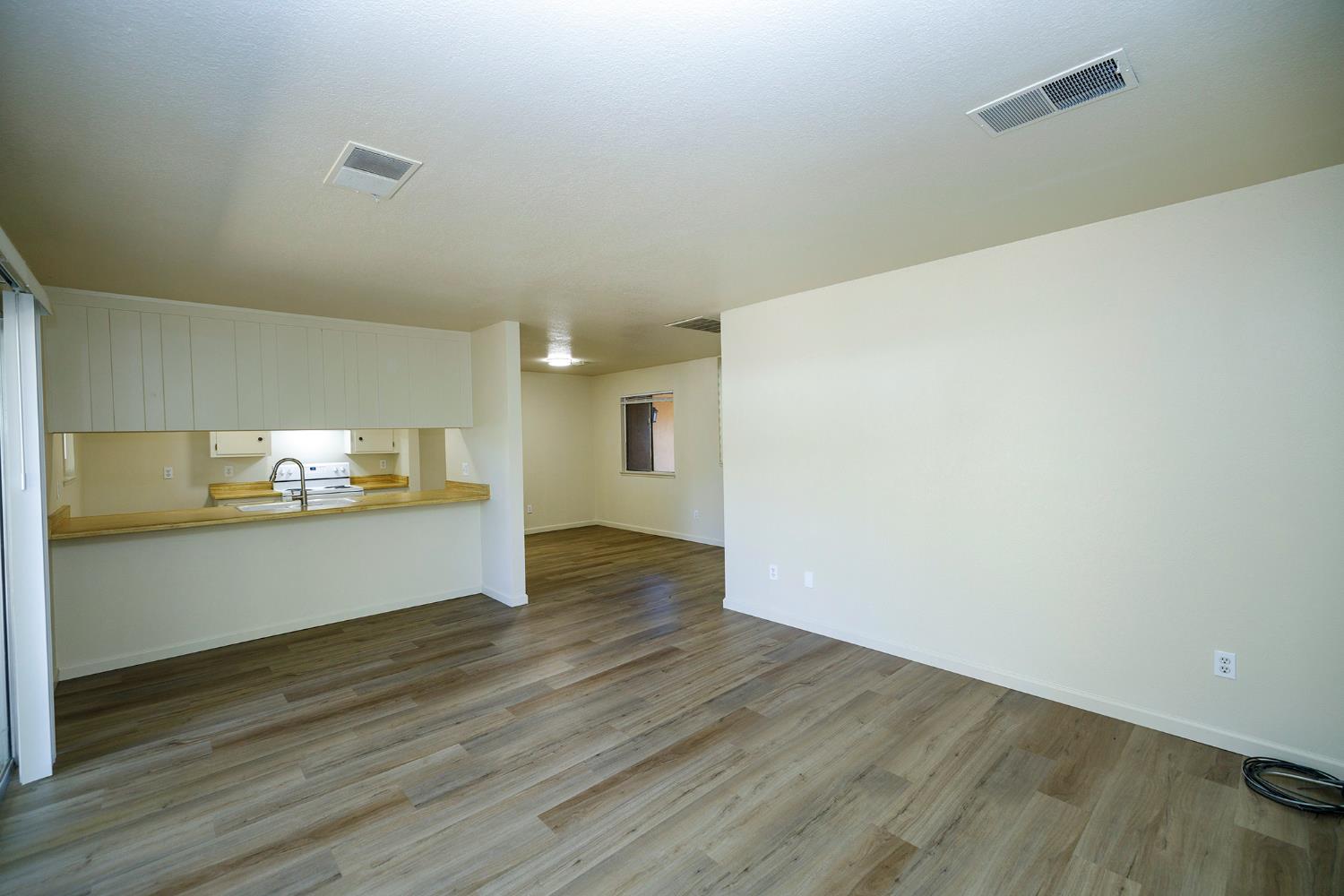 605 607 Fort Sumpter Dr, Modesto, CA 95354