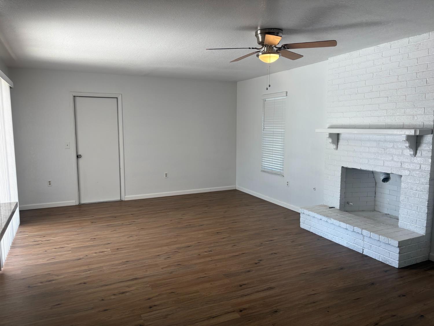 1272 Eastridge Pl, Manteca, CA 95336