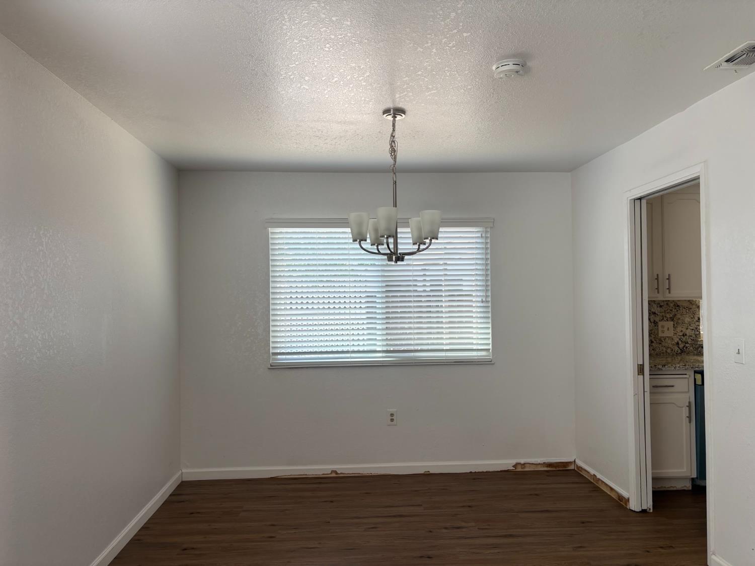 1272 Eastridge Pl, Manteca, CA 95336