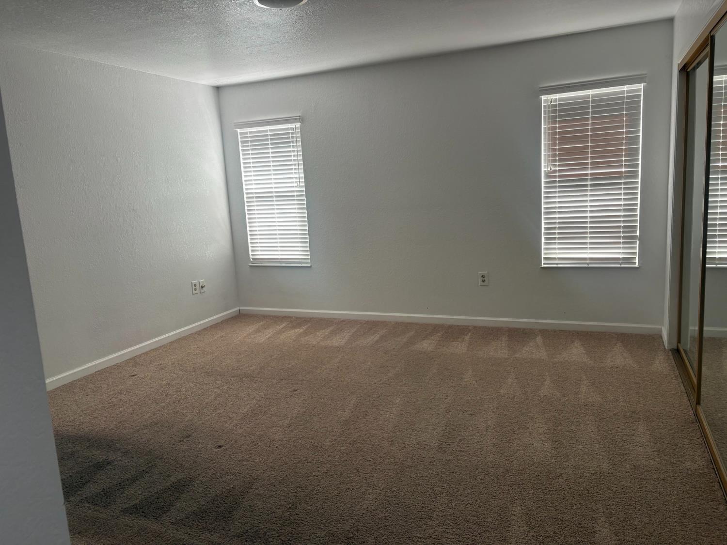 1272 Eastridge Pl, Manteca, CA 95336