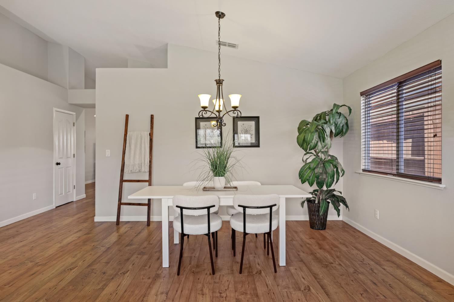 151 Bernt Ave, Manteca, CA 95336