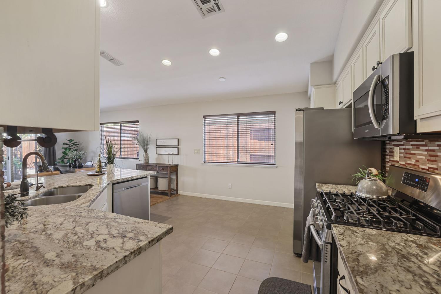 151 Bernt Ave, Manteca, CA 95336